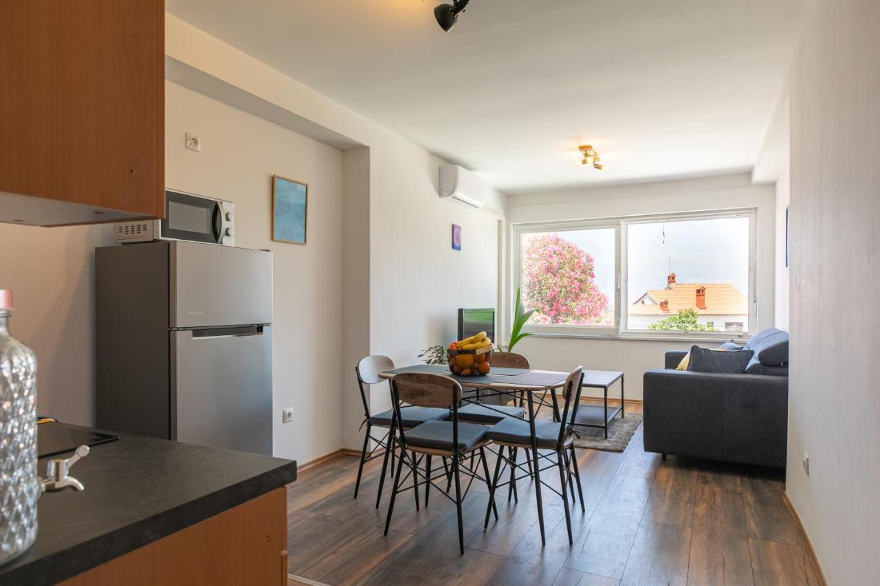 Apartments Korana Пула Екстериор снимка