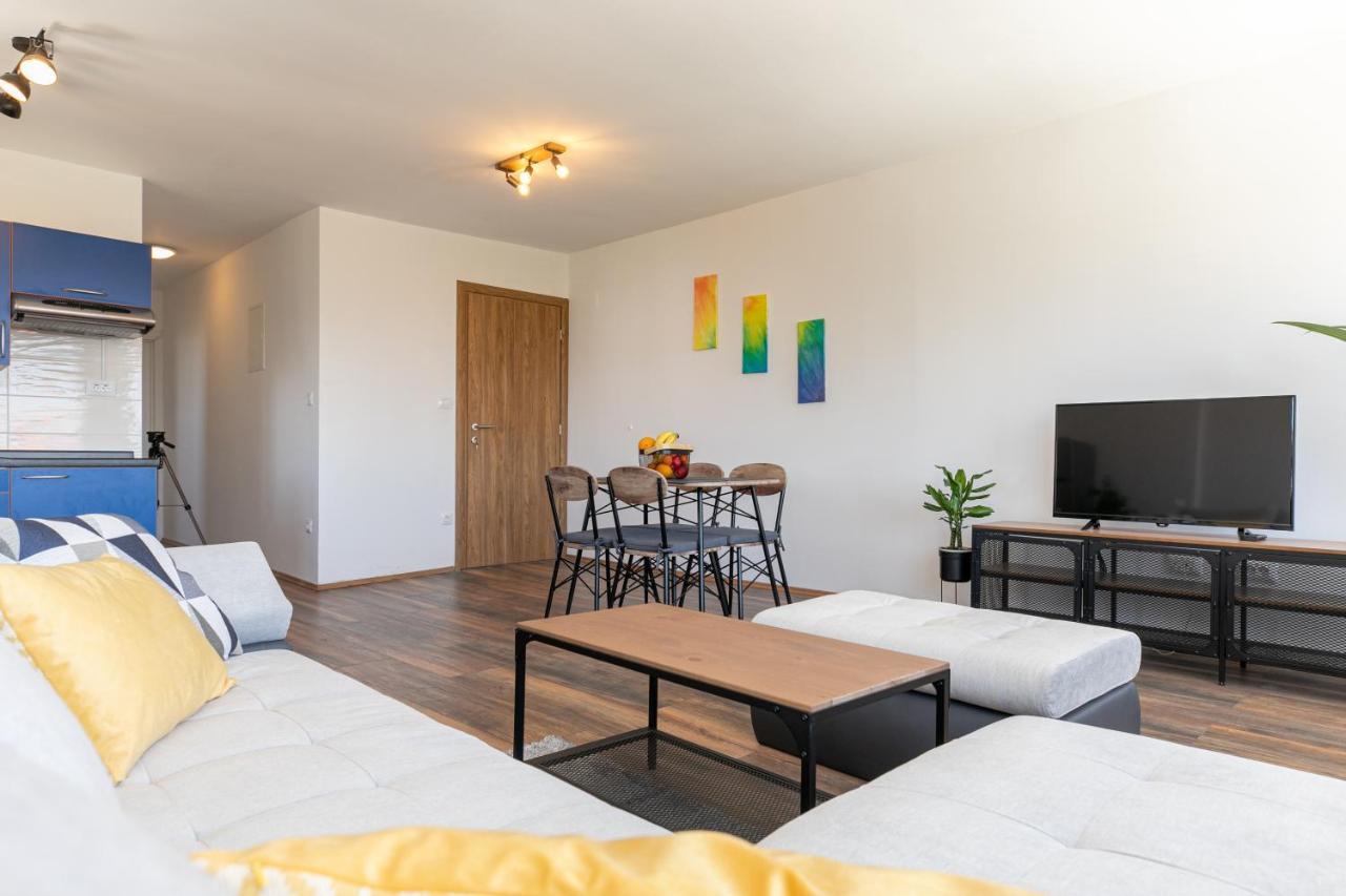 Apartments Korana Пула Екстериор снимка