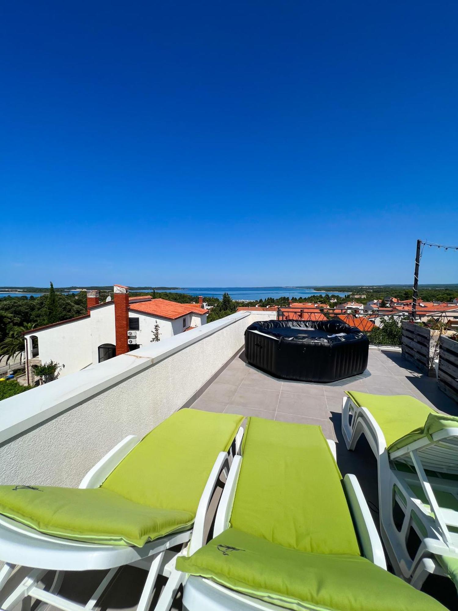 Apartments Korana Пула Екстериор снимка